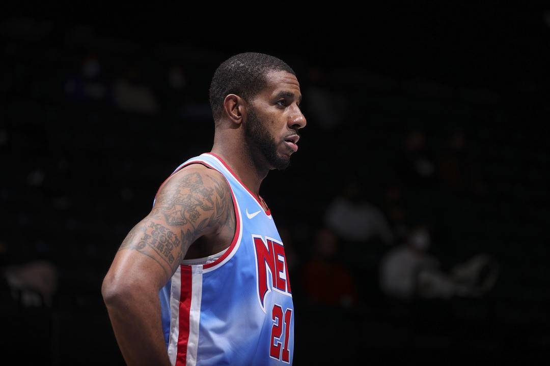 选择主动出 选择主动出