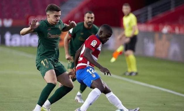 满火药味 满火药味