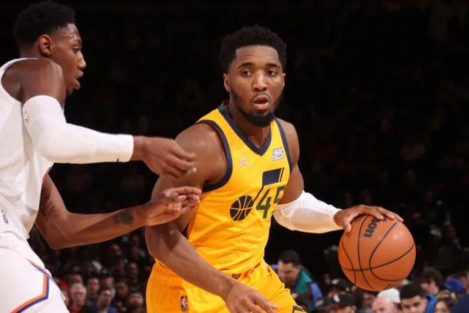 更加强调了 更加强调了