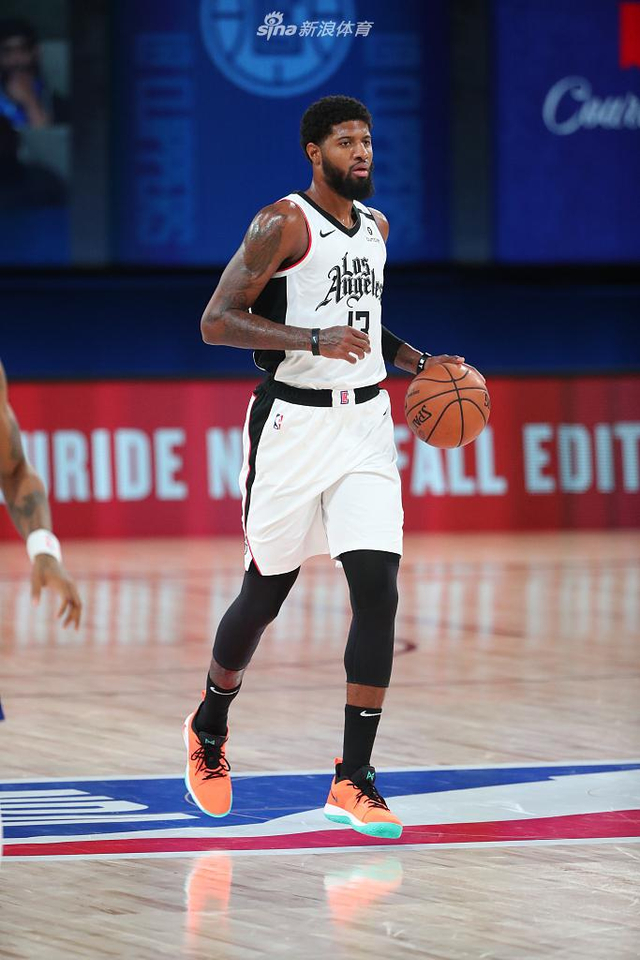 与网前缠斗 与网前缠斗